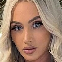 Abby Benson Meztelen