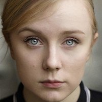Alexa Davies Meztelen