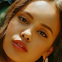 Alisha Boe Meztelen