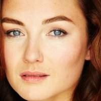 Alison McGirr Meztelen