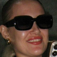 allazabazar Meztelen