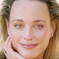 Allison Mackie Meztelen
