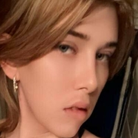 allyssatrans Meztelen