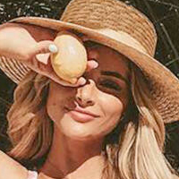 Amanda Stanton Meztelen