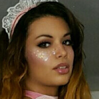 Anaís Meztelen