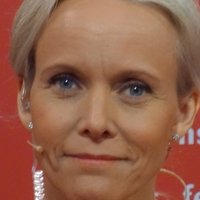 Andrea Meier Meztelen