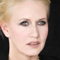 Andrea Sokol Meztelen