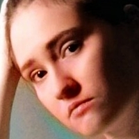 Andy St. Louis Meztelen