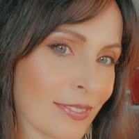 Angelsensuelle Meztelen