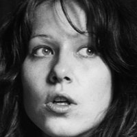 Anna Henkel Meztelen