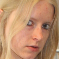 Anni Trinity Meztelen
