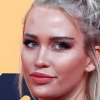 Anouk Matton Meztelen