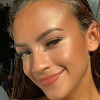 Ariana Barrett Meztelen