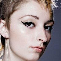 Arielle Holmes Meztelen