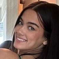 Ashley Serrano Meztelen