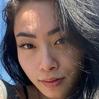 asianiina Meztelen