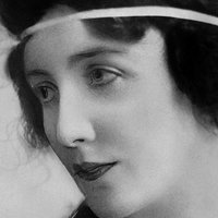 Audrey Munson Meztelen