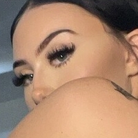 Auhneesh Nicole Meztelen