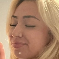 babyraych Meztelen
