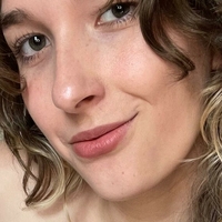 Bea Carlowe Meztelen