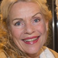 Beate Eriksen Meztelen