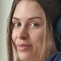Bethany James Meztelen