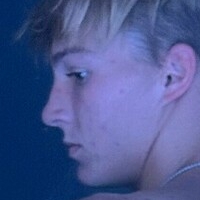 blondeboybradfree Meztelen