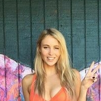 Britt Scott Clark Meztelen