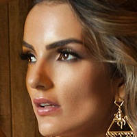 Bruna Margo Meztelen