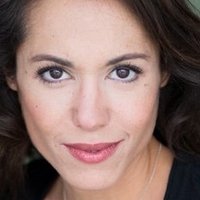 Candice Hugo Meztelen