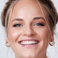 Carina Koller Meztelen