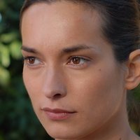 Carole Brana Meztelen