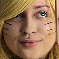 Caroline Jones Meztelen
