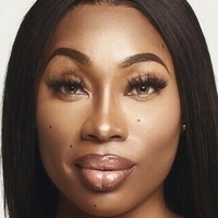 Catherine courtney Meztelen