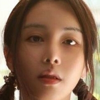 Cathryn Li Meztelen