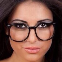 Charlotte Springer Meztelen