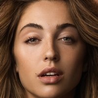 Chelcie May Meztelen