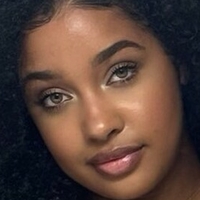 Corie Rayvon Meztelen