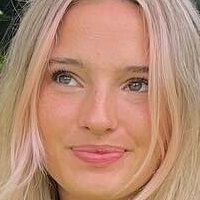 Cosette Rinab Meztelen