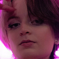 criticallykaisa Meztelen