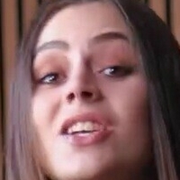 dielenka Meztelen