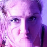 Dina Sky Meztelen