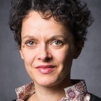 Dorothee Hartinger Meztelen