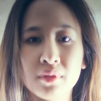 Dr Joanne Lan Meztelen