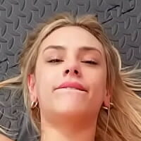 Dylan Moore Meztelen