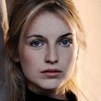 Ella-Maria Gollmer Meztelen