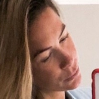 Emily Rose Ross Meztelen