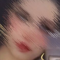 Erza8n Meztelen