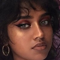 Esmeralda Meztelen