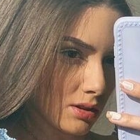 Eszxx Meztelen